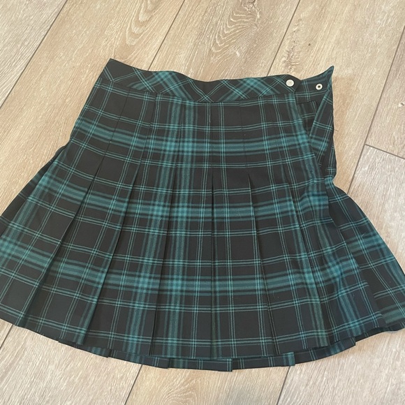 Plaid Skirt - Picture 1 of 2